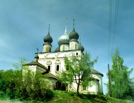 Воскресенская церковь в г. Лух
