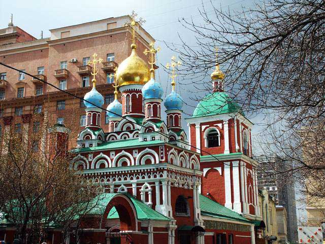 Храм Успения Пресвятой Богородицы (в Гончарах)