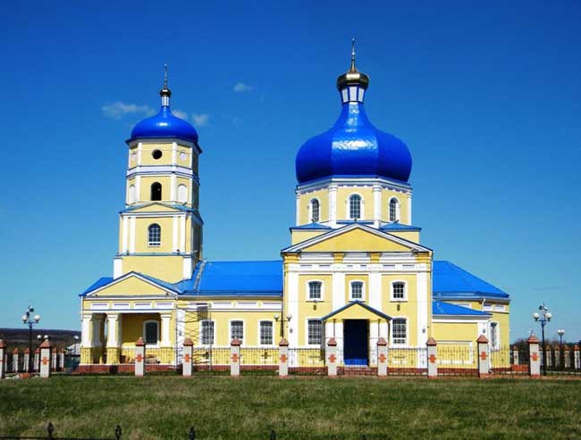 Храм Петра и Павла в с. Неклюдово