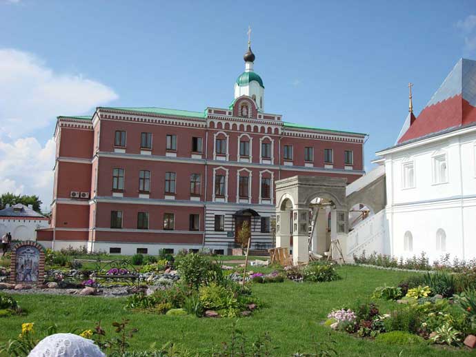 Паломничество в Дивеево Паломничество в Дивеево