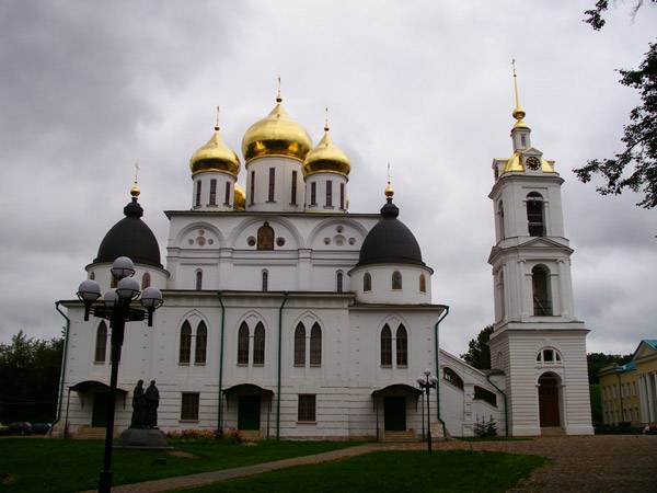 г. Дмитров. Успенский собор г. Дмитров. Успенский собор