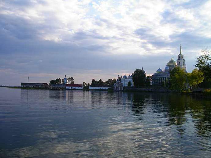 Нило-Столобенская пустынь Нило-Столобенская пустынь