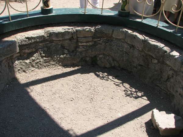 Место крещения святого равноапостольного князя Владимира