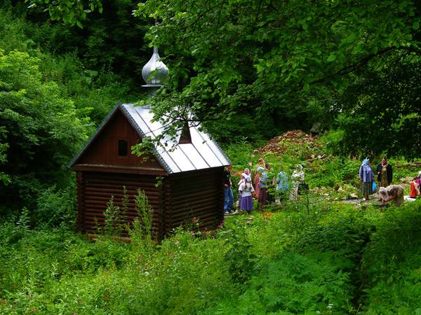 Паломническая поездка в Свято-Никольский Черноостровский монастырь