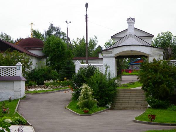 Паломническая поездка в Свято-Никольский Черноостровский монастырь