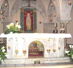 рака с мощами Святителя Николая