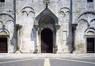 Бари. Базилика святителя Николая