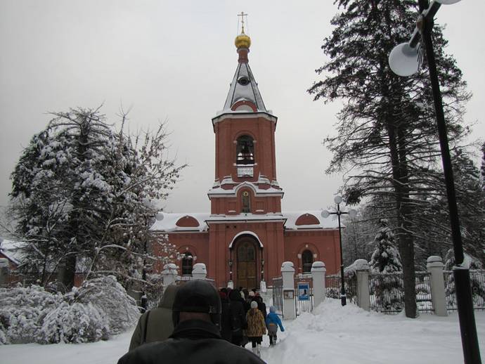 Храм вмч. Димитрия Солунского в п. Восточный