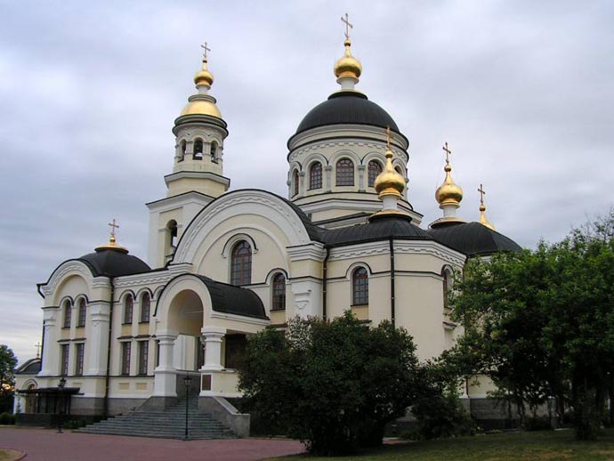 Храм заново воссоздан уже в наше время.